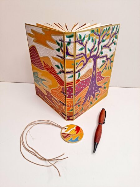 Carnet Semainier KALI - carnet artisanal A5, pièce unique.