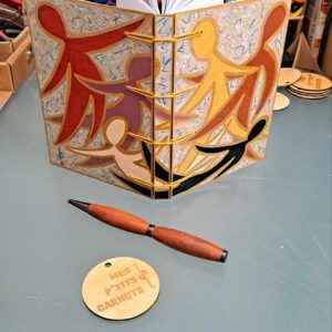 Carnet VERTIGO, carnet artisanal A6,  pièce unique.